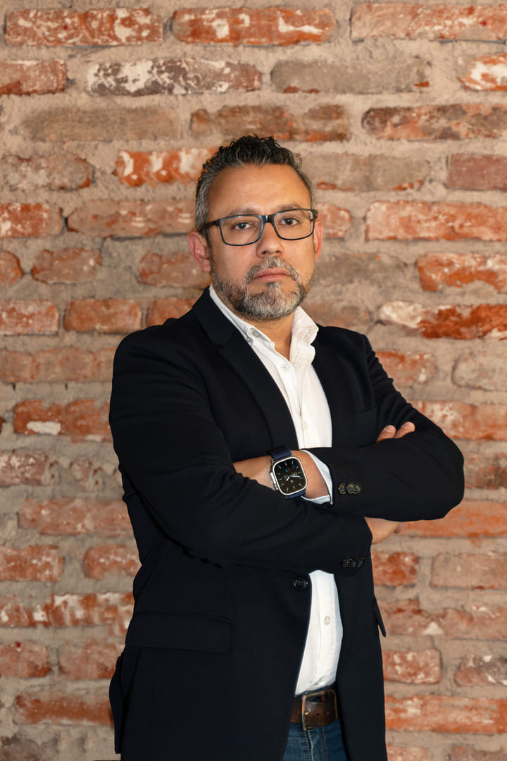 Lae. Juan C. Moreno Pérez